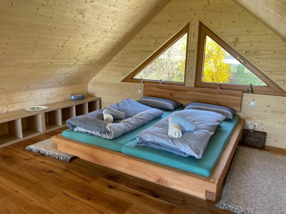Zweistoeckiges Natur-Holzhaus Mit Berg- & Seesicht Horgenzell Екстериор снимка