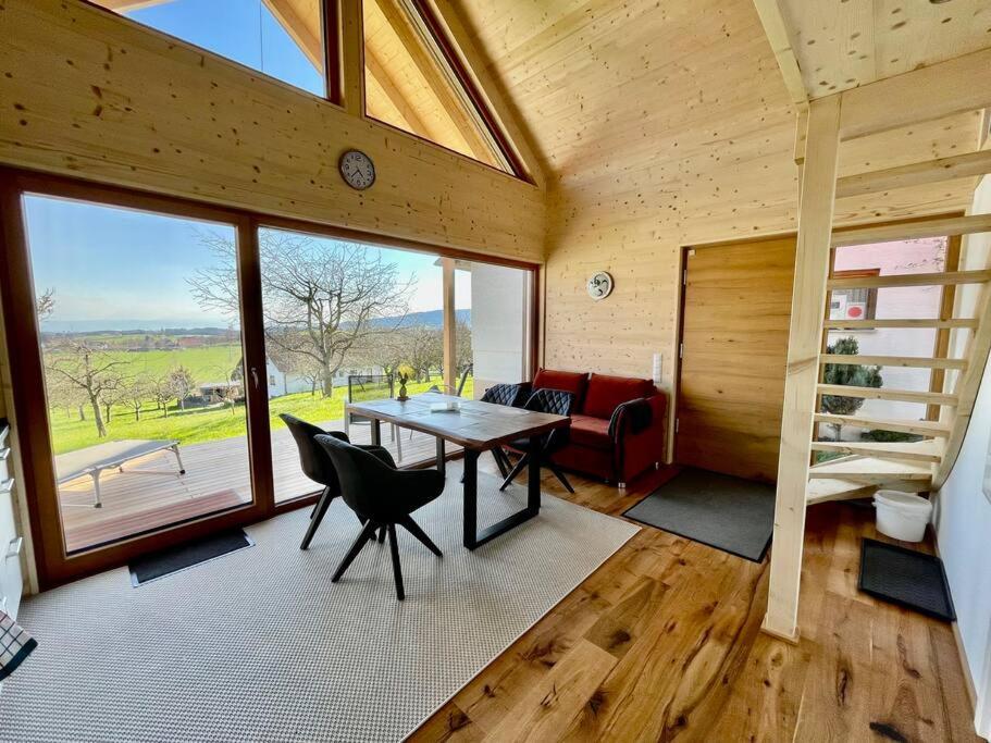Zweistoeckiges Natur-Holzhaus Mit Berg- & Seesicht Horgenzell Екстериор снимка